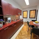 Apartment Staybihac *