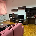 Staybihac Apartment