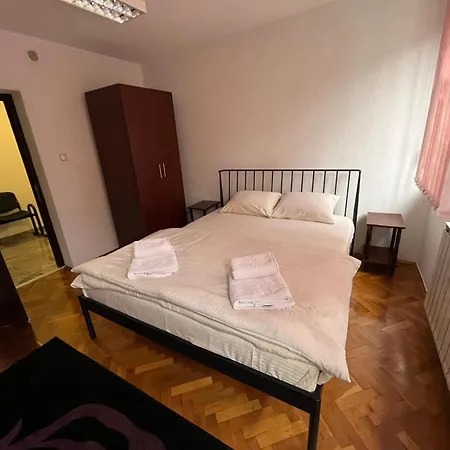 Staybihac Apartamento *