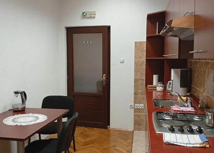 Staybihac Apartman