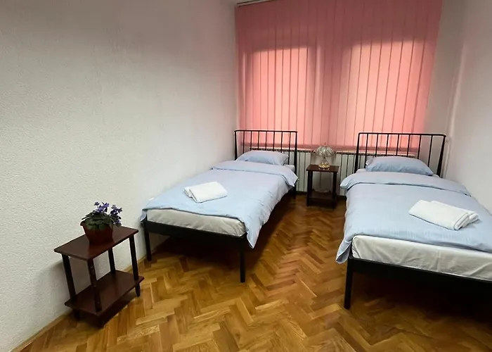 Staybihac Apartman *