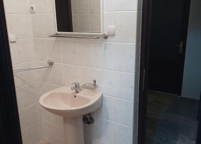 Staybihac Apartman *